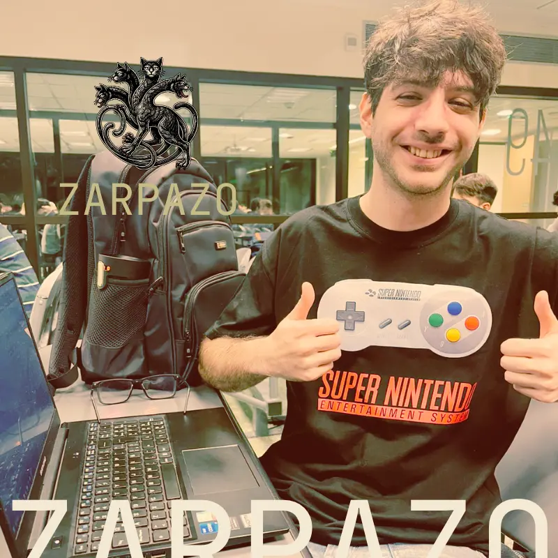 Cliente con remera Zarpazo de supernintendo